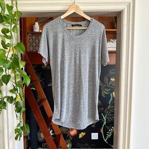 Jon Elliott Scoop Tee